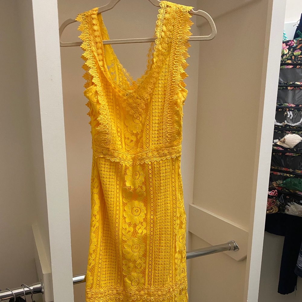 Embroidered yellow Mango dress
